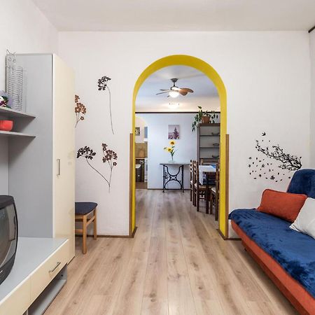 Amazing Apartment In Senj With House Sea View Esterno foto
